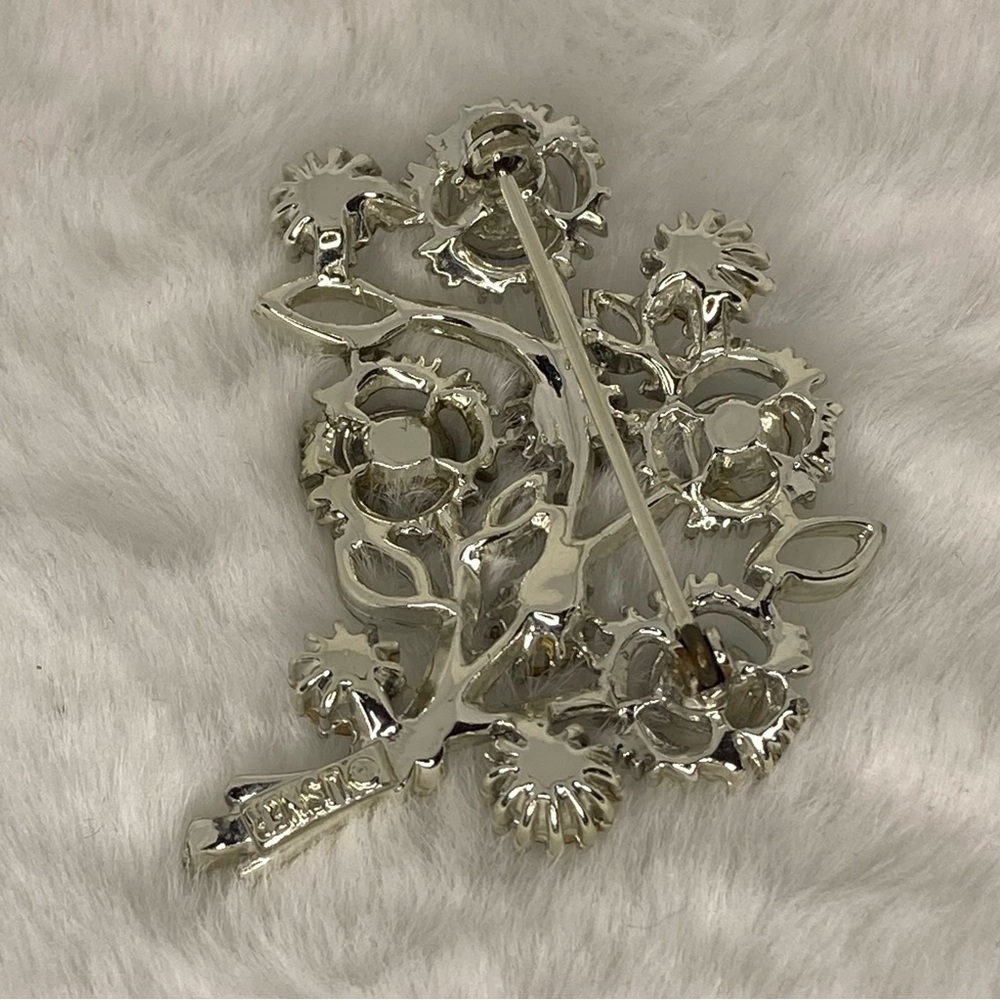 LISNER BLUE FLOWER BROOCH - Picture 2 of 4